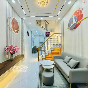 chính chủ cần bán căn nhà| nguyễn đình chính, p.15, q.phú nhuận| dt 38,5m2| giá 1tỷ 790.|