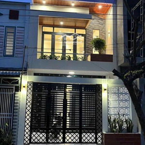 Nhà Mặt Tiền Nguyễn Thị Tần Q8, Sát Aeon Tạ Quang Bửu Bán Gấp Còn 1 Tỷ 100 Triệu