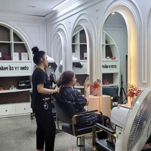 Cho Thuê Mặt Bằng Tầng 1 Nhà 4 Tầng Làm Salon Tóc (các Tầng 2,3,4 Hiện đang Làm Spa)
