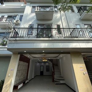 Chính Chủ Bán Nhà Quốc Oai 3 Tầng, 52,9m2, đã Có Sổ, ở Ngay, ô Tô đến Nhà, Giá Chỉ 4,2 Tỷ