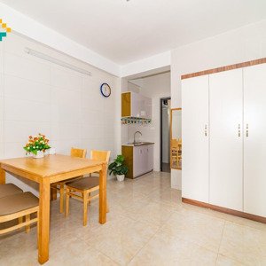 Phòng Dạng 1k1n, Studio Khu Vực Trung Tâm, Ban Công Thoáng - Ngay Bến Xe Mỹ đình, Nguyễn Hoàng