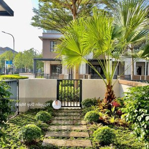 Bán Nhà Phố đảo Swanbay Zone 8 Full Nội Thất, Góc 2 Mặt Tiền Ngay Công Viên 172m2/18.5tỷ