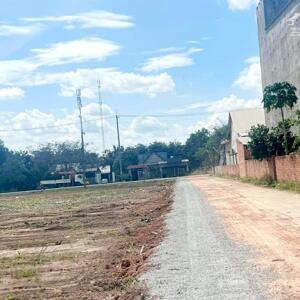 195TR 10X40=400M2 SỔ RIÊNG, THỔ CƯ, NGAY KCN, SÁT CHỢ, DÂN ĐÔNG