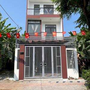 Bán Nhà 3 Tầng MT đường Thanh Lương 9 -Hòa Xuân, Lô Sạch đẹp DT 100M2 Giá 5ty6