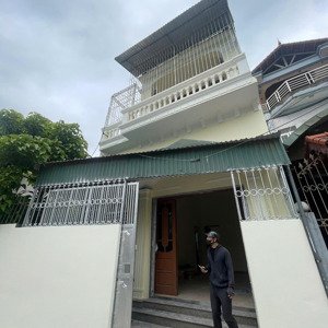nhà đẹp giá tốt thượng đình nhị khê - 64m 2 tầng mặt tiền 5.6m. giá 6.65 t/ỷ