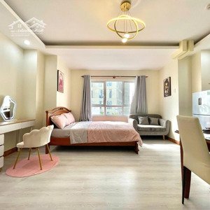 Căn Hộ View Kính Thoáng Mát Tiện Nghi Xách Vali Vào ở Ngay