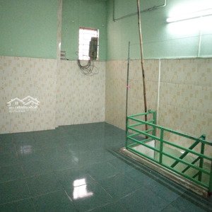 Nhà 1 Trệt 1 Lầu 32m2 Gần Chợ Và Trường Học Nằm Trong Khu An Ninh