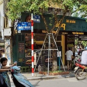 Mặt Bằng Kinh Doanh Phố Cổ Hàng Bông ,dt M2 + Gác Xép -mặt Tiền 7m Cực Hiếm!