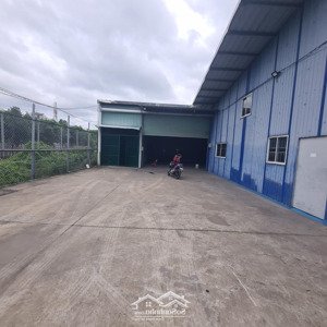 Cho Thuê Xưởng Mt Ql 1a An Phú đông Q12. Dt: 650m Giá: 55tr Sân đậu Container
