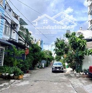 Cho Thuê 1080m2 đất Trống đường Số 11 Phường Trường Thọ Quận Thủ đức Gia 30tr (tl)