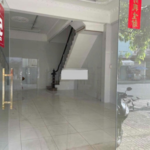 cho thuê nhà mặt tiền nguyễn trãi, p. 11, q. 5 giá 40 triệu