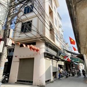 Cần t.i.ề.n bán gấp nhà phố LÔ GÓC 33m MT 11m, 2 THOÁNG - hiện đang KINH DOANH phòng khám giá hơn 4.9 tỉ có Tl tại La Phù (Nói KHÔNG với