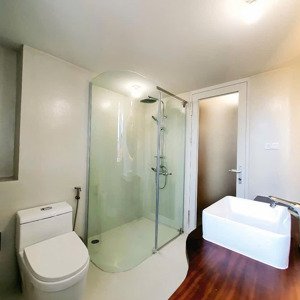 Nhà Riêng 2 Tầng, 2pn, 2wc, đầy đủ đồ