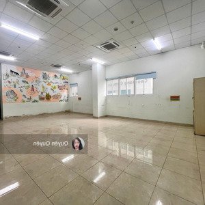 Quận 10 Cho Thuê Sàn Vp 200m2 - 60 Triệu Tl, Free Setup 30 Ngày, Sẵn Phòng Họp, 7 Máy Lạnh Oke