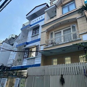 Khu Biệt Thự Q2 (5x20m) - 4 Tầng đầy đủ Công Năng - Người Tây Thuê 22 Triệu/tháng - Giá 11,9 Tỷ