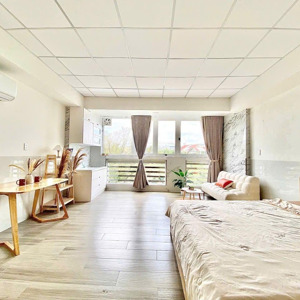 Thuê Phòng 30 M2 Siêu Rộng Nguyễn Gia Trí Quận Bình Thạnh Gần Hutech Gtvt, Lh Trung: 