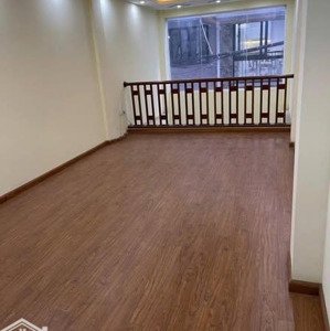 Cho Thuê Nhà Ngõ 131 Nguyễn Thị định 55m X4t ô Tô đỗ Cửa