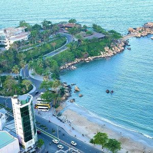 Nhà 2 Mt đường đoàn Trần Nghiệp Cách Bãi Tắm Hòn Chồng Chỉ 200m đang Sẵn Dòng Tiền Tốt 70tr/tháng
