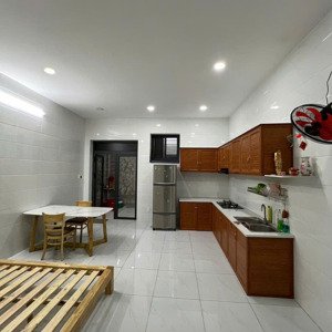 Cho Thuê Phòng Kdc đại Phúc Ngay Phạm Hùng Q8. Diện Tích: 35m2. đầy đủ Nội Thất. Giá Thuê:5tr/tháng