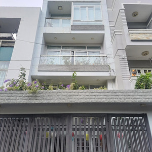 giá tốt, 4.7x24m, 4 lầu, hđ thuê 70tr, nhà mặt tiền đặng văn ngữ, gần ngã tư lê văn sỹ, bán 26.5 tỷ