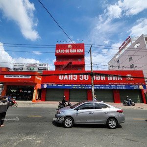 Cho Thuê Nhà Mt Lê Văn Việt, Ngay Vincom, Diện Tích 22x40 2 Lầu. Giá Chỉ 180tr/ Lh 