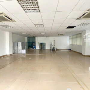 bán nhà mặt tiền trần quang diệu, quận 3 dt: 7x30m, kc: trệt lầu tiện xây mới, giá bán: tl