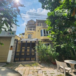 Giỏ Hàng Biệt Thự đẹp, Sân Vườn, View Sông Tại Quận 2 Giá Thuê Chỉ Từ 22tr/tháng