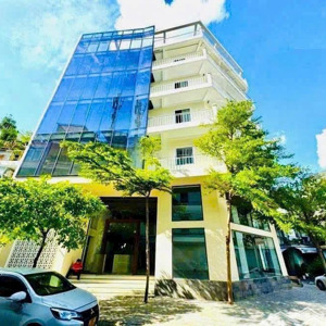 Bán Siêu Chdv Vip Nguyễn Trãi -lancaster Quận 1 -dt: 6.5x20m Hầm 7 Lầu Hđt 120tr/th Giá 36 Tỷ