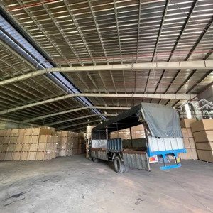 Cho Thuê Xưởng Phạm Văn đồng Thủ đức. Giáp Kcn Sóng Thần 1. Dt: 4000m 320tr Pccc