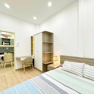 Siêu Phẩm Căn Hộ 3 Phòng Ngủ_trung Tâm Quận 3, Hcm_70m2_đủ Nội Thất Cao Cấp_giặt Riêng_từ 15.5tr