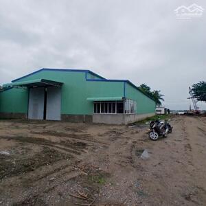 Kho 1200m2 Mặt Tiền Cả đường Và Sông