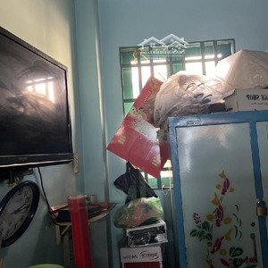 b.án nh.à 2 mặt tiền 2 tầng đường bà hom. cạnh chợ phú lâm, khu kinh doanh sầm uất.,
+ diện tích: