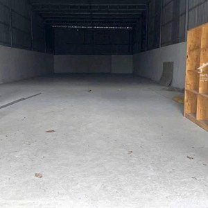 cặp đẹp đường số 8 idico 1 p6 tân an long an tặng kho xây full trên đất