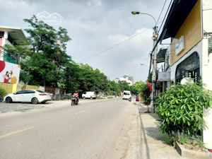 mặt phố nguyễn hoàng tôn 65 tỷ, sổ 144m2, thực tế 202m2, nhà cấp 4, mặt tiền 7.2m