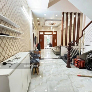 bán gấp nhà sư vạn hạnh, phường 12, quận 10, giá 3 tỷ 050, diện tích 52m2