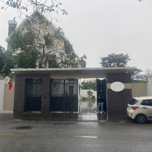 Bán Nhà đất Mặt Phố Quang Trung