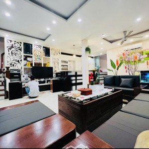 nhà phân lô nguyễn hoàng, nam từ liêm. dt 43m2* 4 tầng* mt khủng. lô góc - mặt ngõ ôtô - 50m ra phố