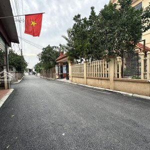 bán nhanh lô đất trục kinh doanh 2 ô tô tránh nhau