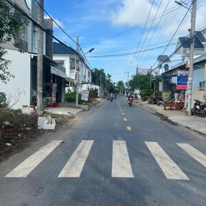 BÁN HAI CĂN NHÀ GIÁ TỐT KHU DÂN CƯ HOÀNG HẢO VĨNH LONG