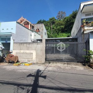 bán nhà mặt tiền lê ngọc hân cách biển bãi trước 500m - đất 8.5mx30m (285m2), 28.5 tỷ