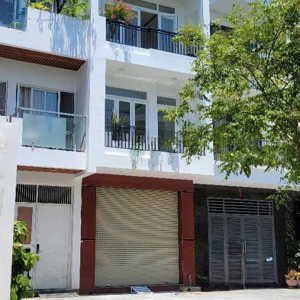Cần Tiền Bán Gấp Nhà Kđt Hà Quang Ii Chỉ 5,6 Tỷ Nôị Thất Cơ Bản/ Lh 