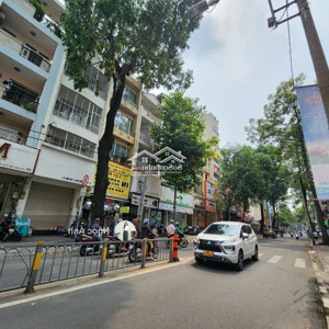 Nhà đường Trần Quang Khải, Q1 - 4,23m X 15m - 64,2m2 - 33 Tỷ