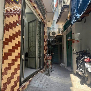 Chỉ Với 2,74tỷ đã Có Thể Sở Hữu Căn Nhà Shr 86 m2 Mặt Tiền Kênh,chợ Phú định,vay 70%,nhận Nhà Luôn!
