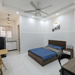 Phòng Cửa Sổ Thoáng Mát Gần đại Học Văn Lang Cs3 Gigamall