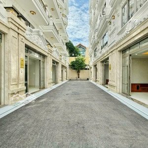 Bán Nhà Hẻm 6m đồng Bộ 4,5 Tầng Nguyễn Văn Khối P9 Nội Thất