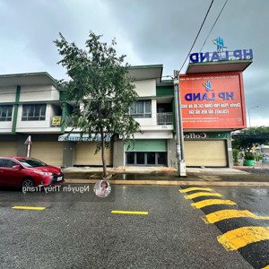 Bán Gấp Biệt Thự Ngay đh Quốc Tế Việt đức, Oasis City Bến Cát 5x15 Giá Rẻ, Sẵn Hđ Thuê 7.5 Triệu