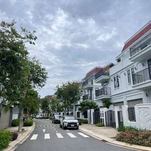 cần sang nhượng căn liền kề lavida vũng tàu nhận nhà ngay giá tốt