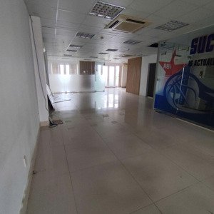 Cho Thuê Văn Phòng đường Xuân Thuỷ Phường Thảo điền Q2 Dt 150m2 Giá 50 Triệu /tháng