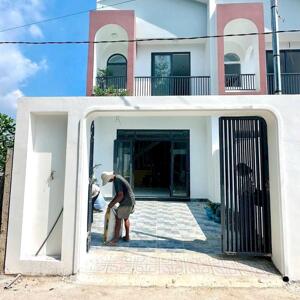 BÁN NHÀ LẦU CHỢ THẠNH PHÚ 700 TRIỆU SANG TÊN TRONG NGÀY