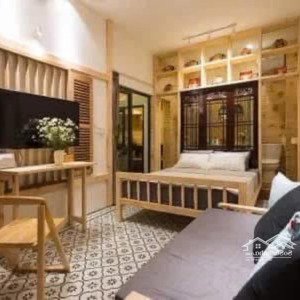Nhà Phố Lê Thái Tổ - Hoàn Kiếm- 5m Ra Mặt Hồ- 10 Mét Ra Mặt Phố Lê Thái Tổ. - Wiew Hồ Gươm.